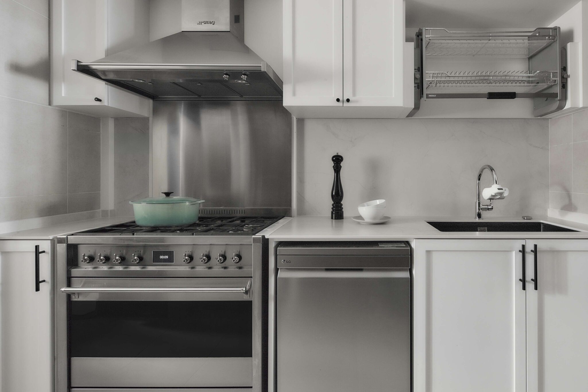 luxury minimalist interior design