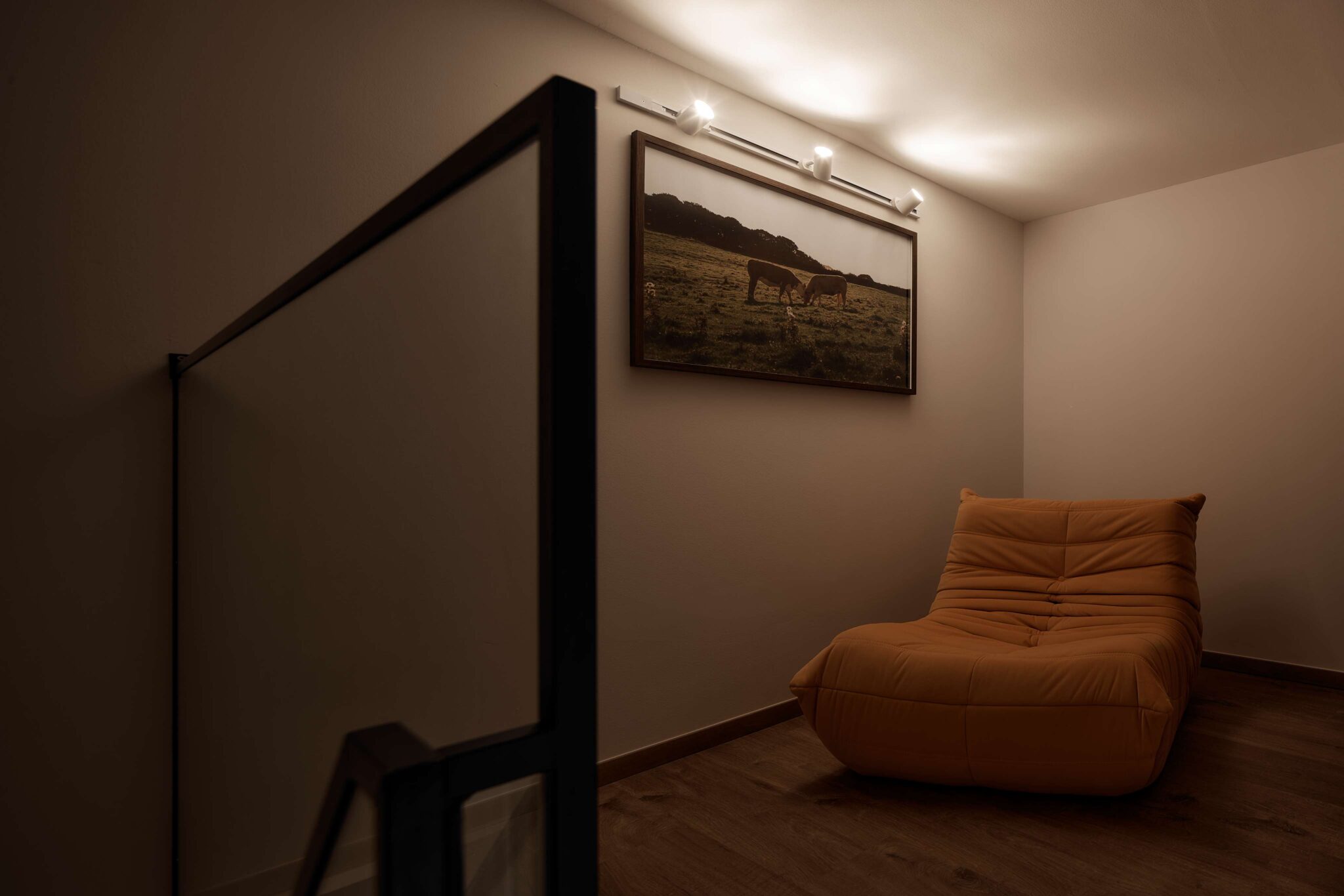 minimalist wabi sabi interior design